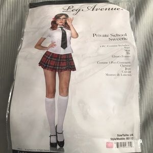 Leg avenue school girl costume